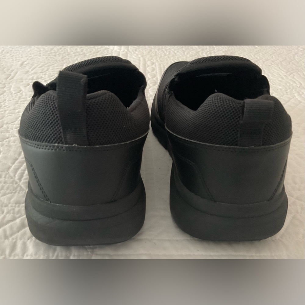 Fitville Men's Black Slip-On Loafers  Casual Walking Shoes Sz: 10.5 XW - Picture 3 of 6